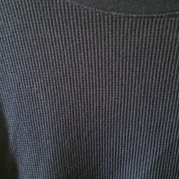 Black waffle knit long sleeve - Picture 2 of 4